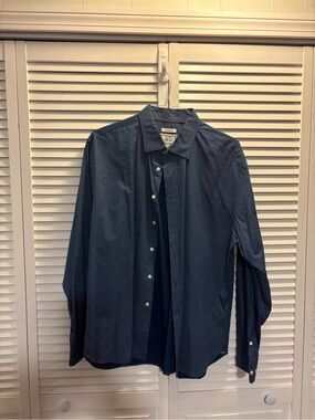 Jos. A. Bank Navy Micro-Pattern Button-Down Shirt